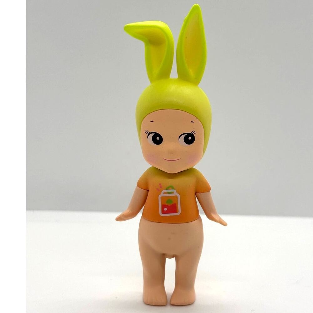 New Unbranded Kewpie/Angel Collectible Mini Figure, Carrot Juice Rabbit, Open Bx